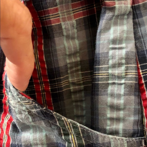 Liz Claiborne seersucker skirt with side pockets - Picture 3 of 5